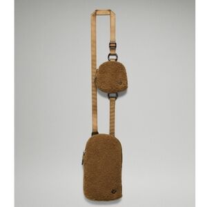 [NWOT] Lululemon Burnt Caramel Fleece Modular Phone Crossbody Bag
